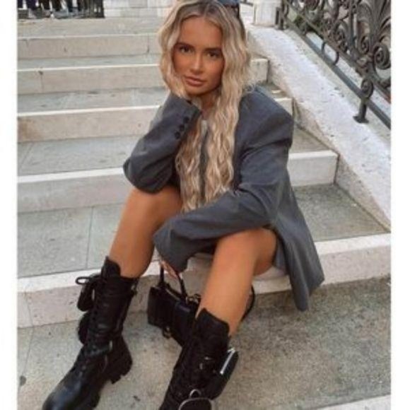 Black Combat Boots with Removable Pouches - Picture 4 of 13